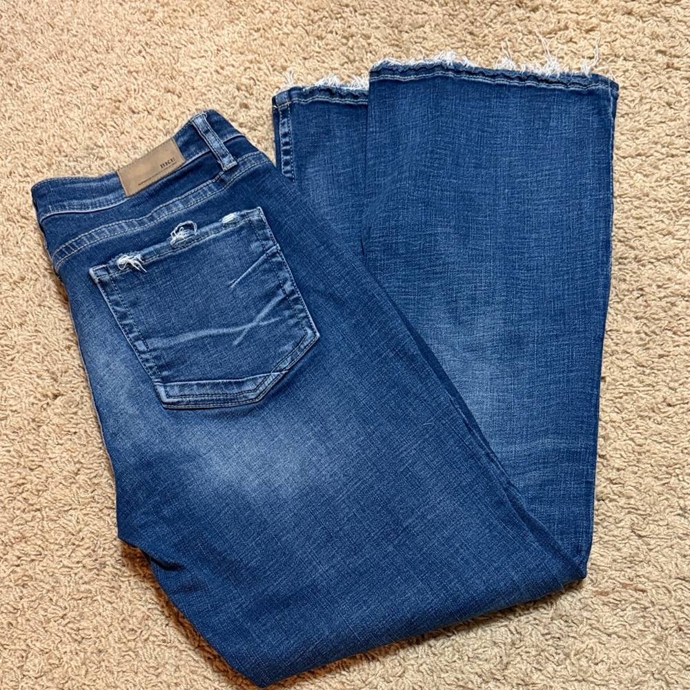 BKE Women's Medium Blue Boot Cut Jeans